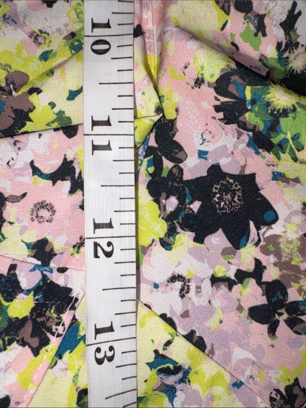 Old Navy Active Strechtech Go Dry Neon Floral Built in Panties Shorts Size 2X - Picture 6 of 12